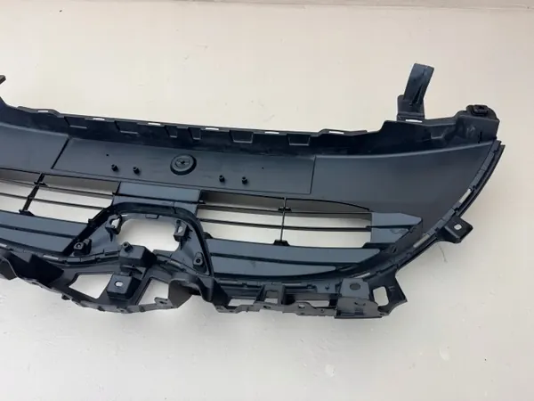 Grille de pare-chocs avant Toyota Yaris IV OEM 53111-K0020 image 10