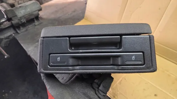 Taka käsinoja OEM PODŁOKIETNIK AUDI A4 B6 B7 A6 C6 image 3