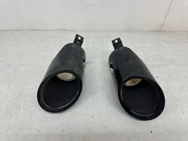 OEM 95B853681Q Puntas de escape Porsche Macan image 2