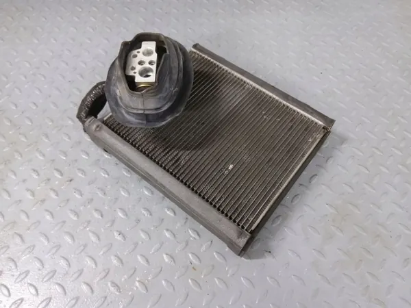 Ilmastointihöyrystin Audi A7 S7 4G OEM 4G1820023 image 2