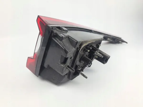 Luz trasera derecha Renault Megane IV 265506075R image 7