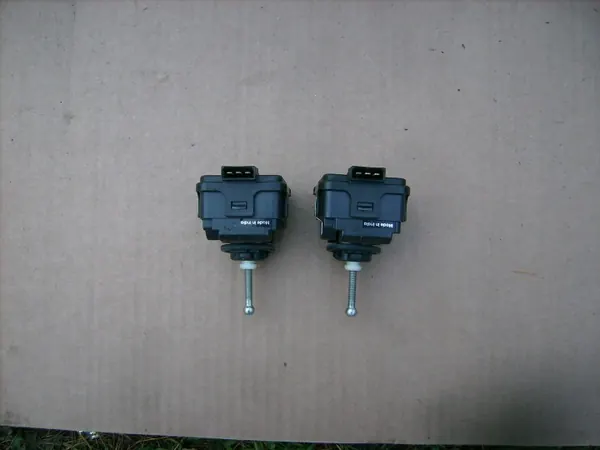 Ajovalon säädön moottori OEM 1523694 Scania image 4