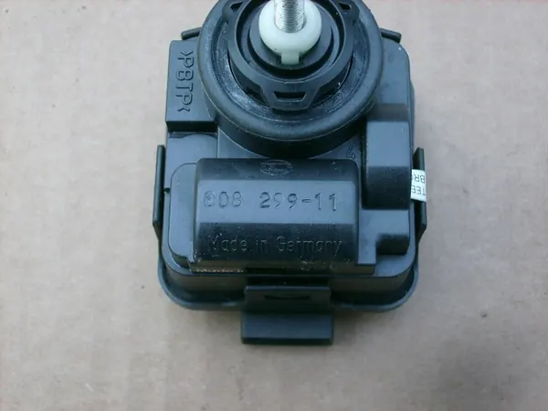 Ajovalon säädön moottori OEM 1523694 Scania image 5