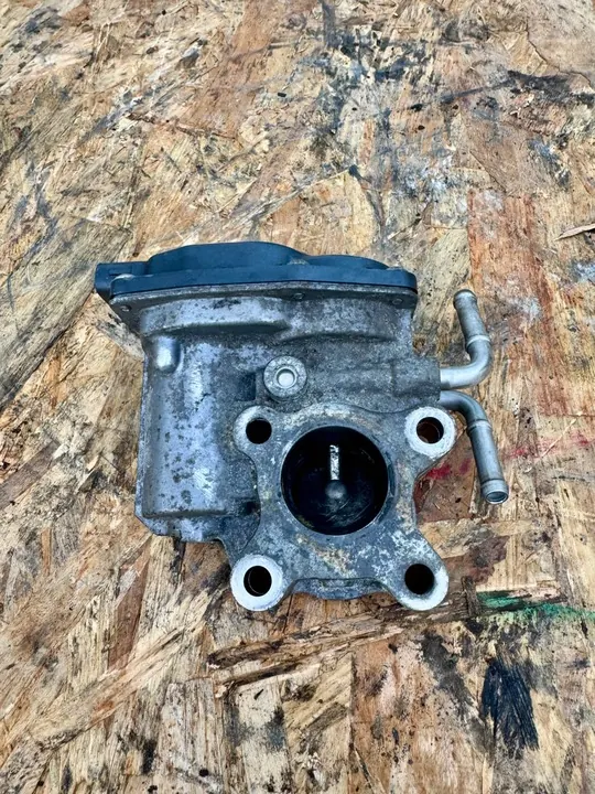 Válvula EGR Mazda CX-3 1.5 D SKYACTIV S550-20300 image 3