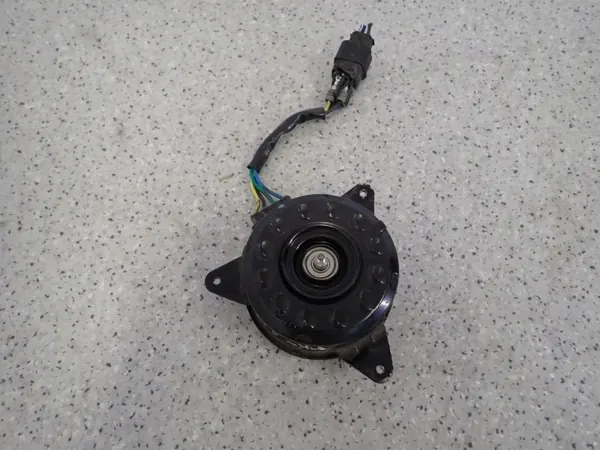 Radiatorventilatormotor Suzuki OE 487A592A image 2