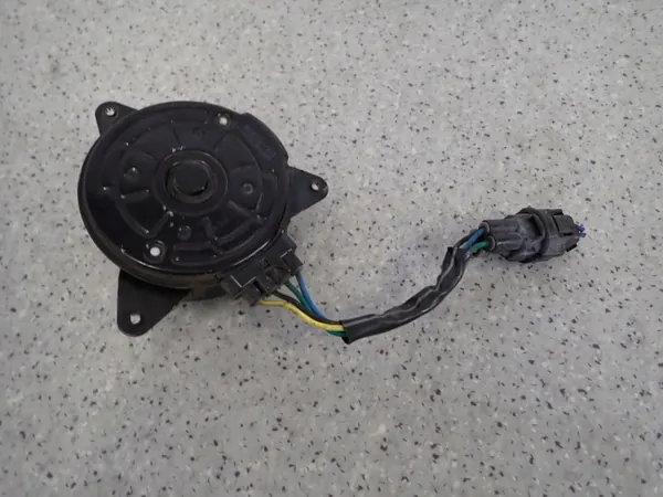 Radiatorventilatormotor Suzuki OE 487A592A image 4