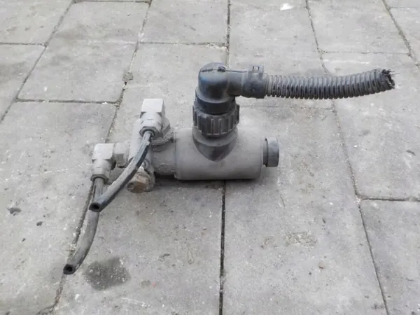 Sähköventtiili DAF 106 - Käytetty OEM-osuus image 3
