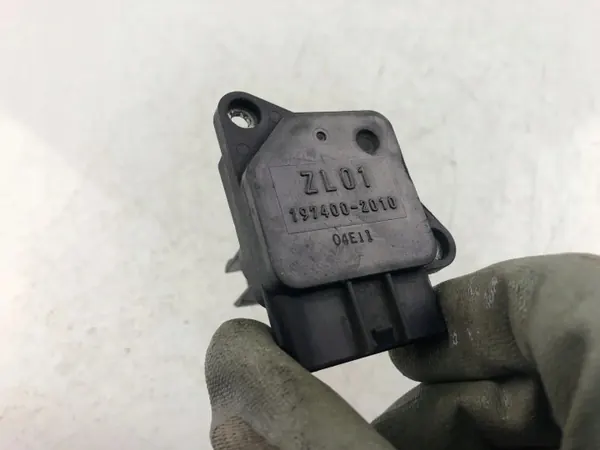 Mazda 5 Luftmassenmesser OEM 17158710 Gebraucht image 4