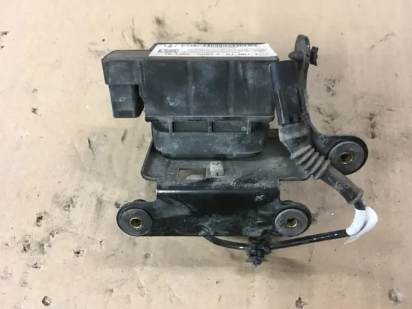 Maserati Levante luchtvering-ventiel OEM 15.1550-0083.3 image 3