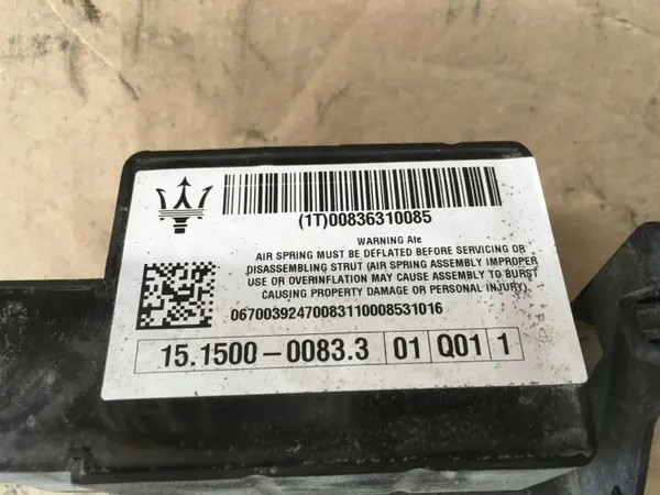 Maserati Levante luchtvering-ventiel OEM 15.1550-0083.3 image 4
