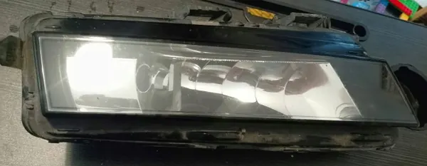Phare halogène gauche avant OEM 5E0941699F Skoda Octavia image 2