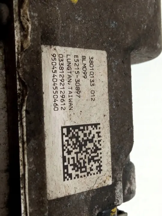 Käytetty välityslaatikko OEM P05154826AI Jeep Grand Cherokee image 6