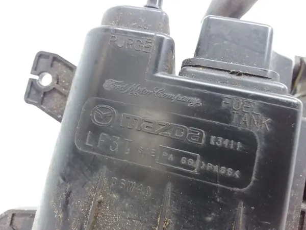 Filtre à charbon vapeur carburant Mazda LF3T - OE image 3
