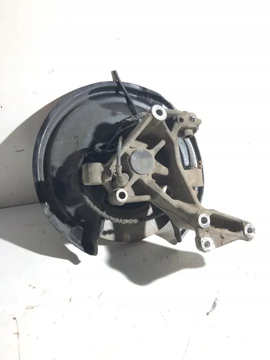 Volkswagen Tiguan 2012 Mozzo ruota posteriore destro image 2