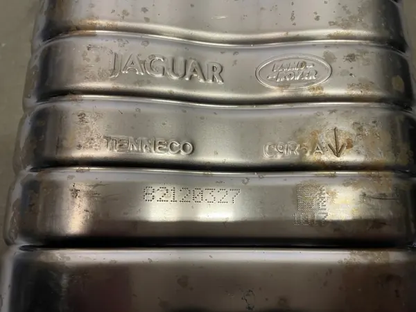 Silencieux Central Jaguar XJL X351 5.0 SC OEM DW93-5212-FB image 5