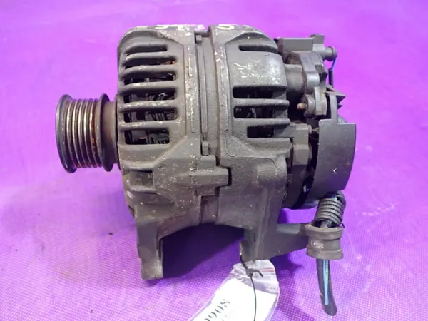 VW LUPO 98-05 1.0 50KM Vaihtovirtageneraattori 037903025M image 3