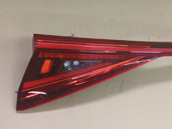 Lámpara trasera izquierda SEAT TARRACO LIFT image 3