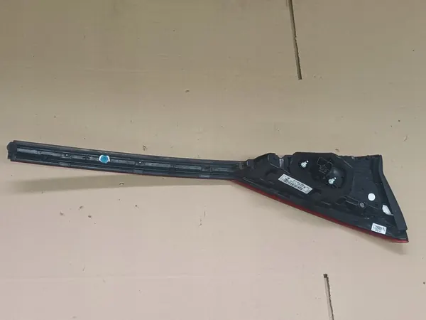 Lámpara trasera izquierda SEAT TARRACO LIFT image 4