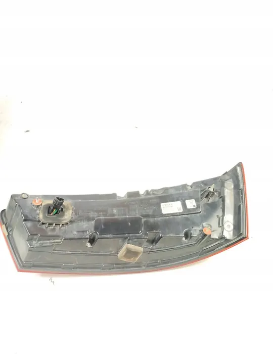 Luz trasera Audi Q7 4M 4m0945093e image 4
