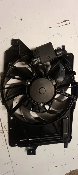 Kylarfläkt Ford OE OEM 14AB127 21 - Begagnad image 3