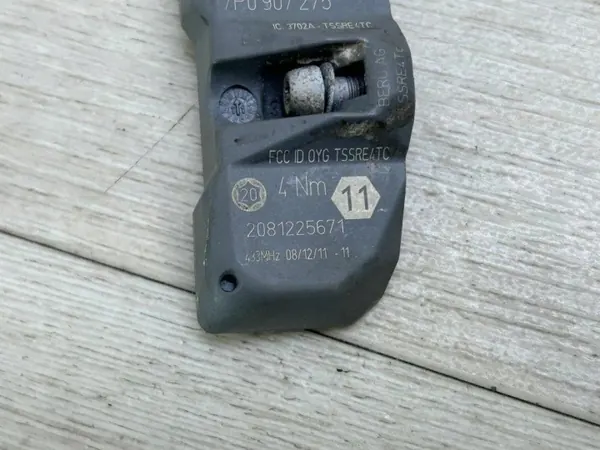 Renkaanpainetunnistin OEM 433MH VW Touareg 3.0L image 4