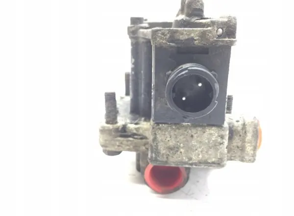 Relaisventil Mercedes-Benz OEM 81521806019 image 3