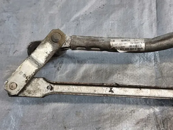 Audi A3 8P Frontscheibenwischermotor OE 8P1955119B image 9