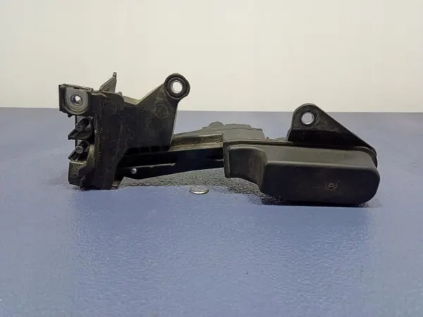 Regulador de Voltaje BMW OEM 6842524 - Usado image 2