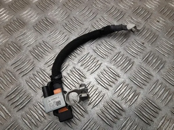 Mercedes-Benz batterij overbelasting beschermingseenheid image 2