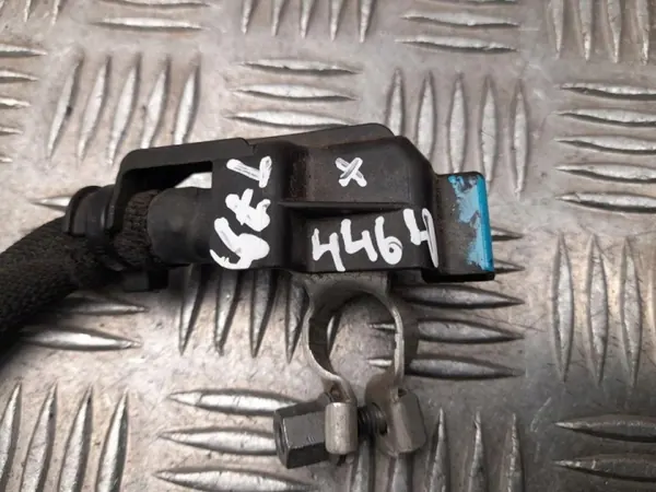 Mercedes-Benz batterij overbelasting beschermingseenheid image 3