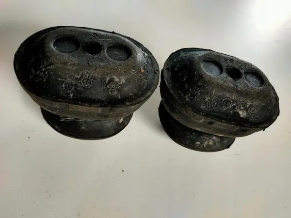 Butée de bras de suspension arrière Mercedes 107 image 6