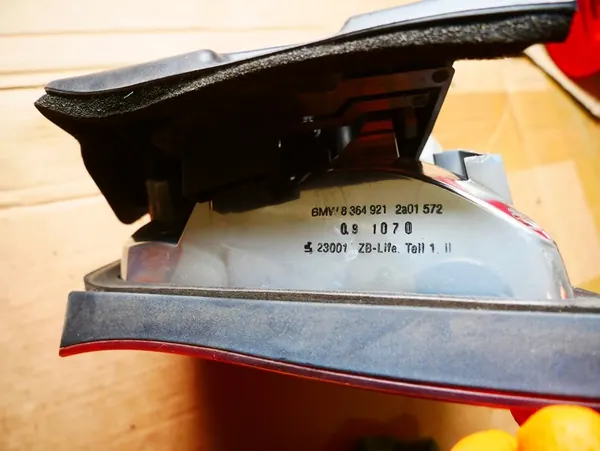 BMW E46 Sedán Luz Trasera Izquierda 8364921 image 6