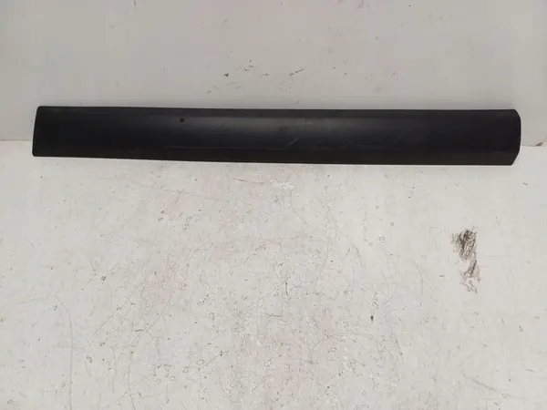 Dacia Sandero 1 Right Front Door Trim 8200735139 image 2