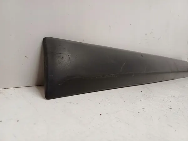 Dacia Sandero 1 Right Front Door Trim 8200735139 image 3