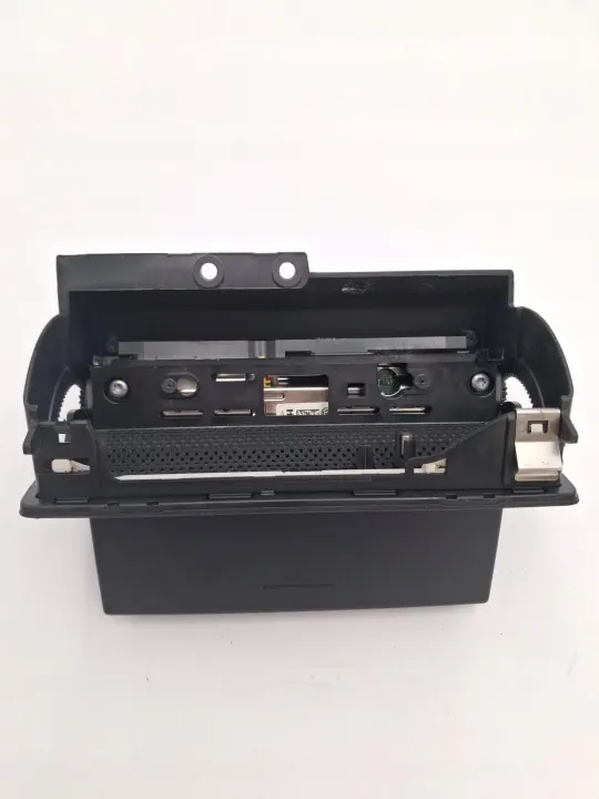 Écran de navigation OEM 8X0857273B pour Audi A1 image 4