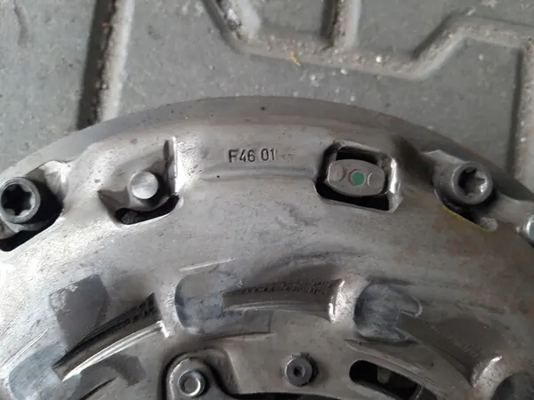 Renault Kaksimassavoltti 8200715613 image 4