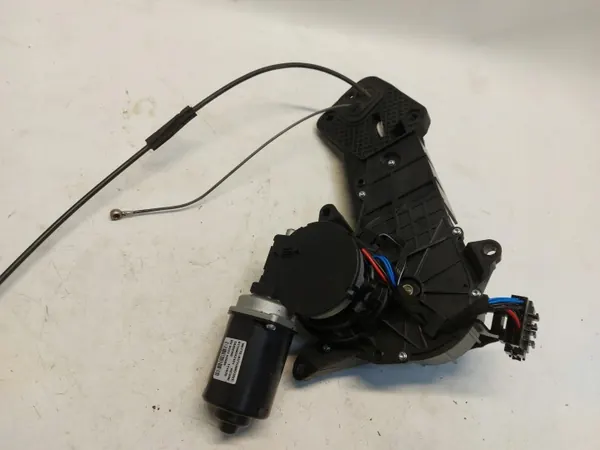 Mercedes EQV W447 oven mekanismi OEM A4477603300 image 3