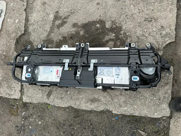 Hyundai Tucson Batteri OEM 37501-CZ000 - Begagnad image 2