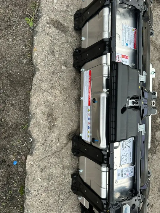 Hyundai Tucson Batteri OEM 37501-CZ000 - Begagnad image 4