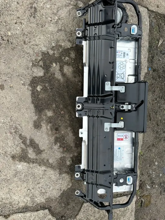 Hyundai Tucson Batteri OEM 37501-CZ000 - Begagnad image 5