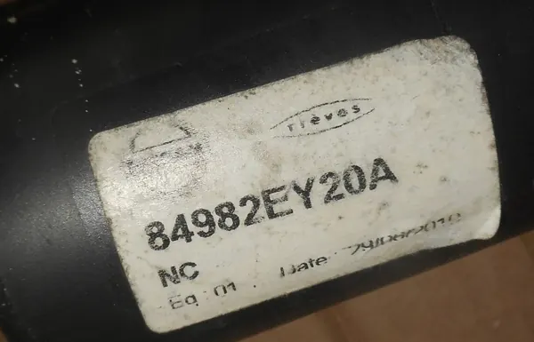 Nissan Qashqai J10 achterbakrol OEM 84982EY20A image 6