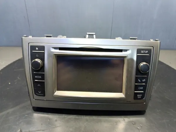 Toyota OEM 86140-05010 CD Navigationsradio image 2