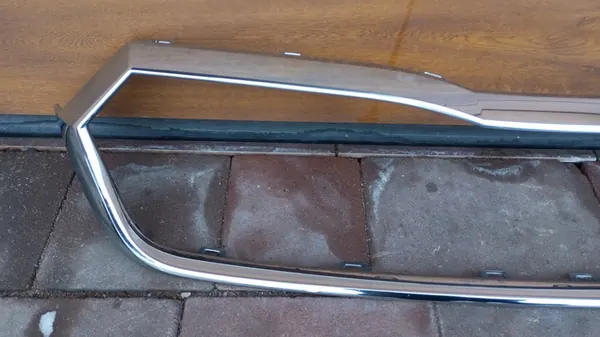 SKODA OCTAVIA IV 2020-2024 Front Chrome Grille Frame image 2