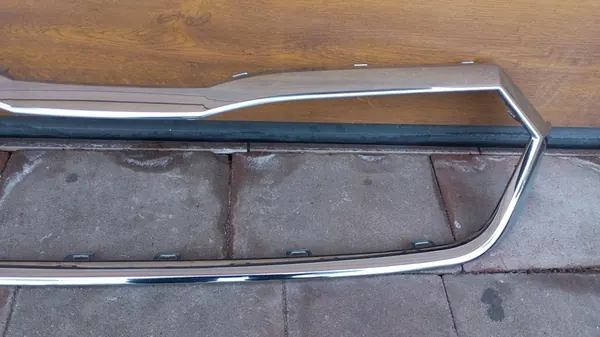 SKODA OCTAVIA IV 2020-2024 Front Chrome Grille Frame image 3