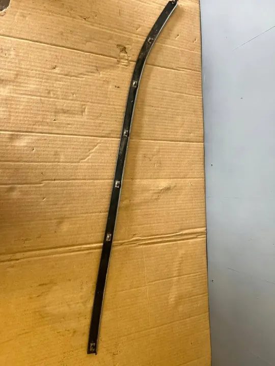 Chevrolet Corvette C3 Türfensterabstreifer OEM 656 image 4
