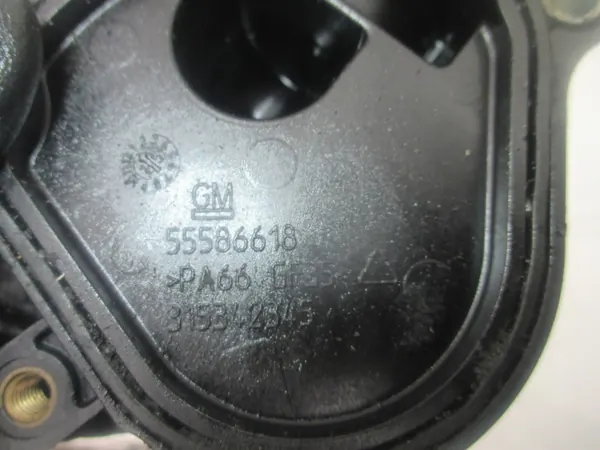 Öljytäyttökorkki OEM 55586618 Opelille image 4