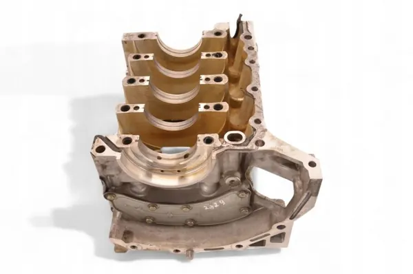 Bloque motor Subaru Forester OEM 11010AB290 - Usado image 4