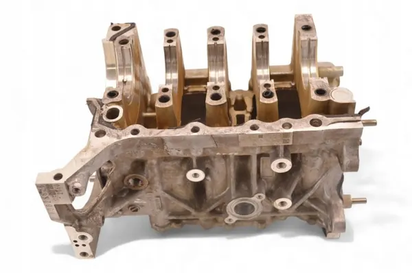 Bloque motor Subaru Forester OEM 11010AB290 - Usado image 5