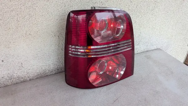 VW Touran I Lift Vänster Bakljus 1T0945095J image 3