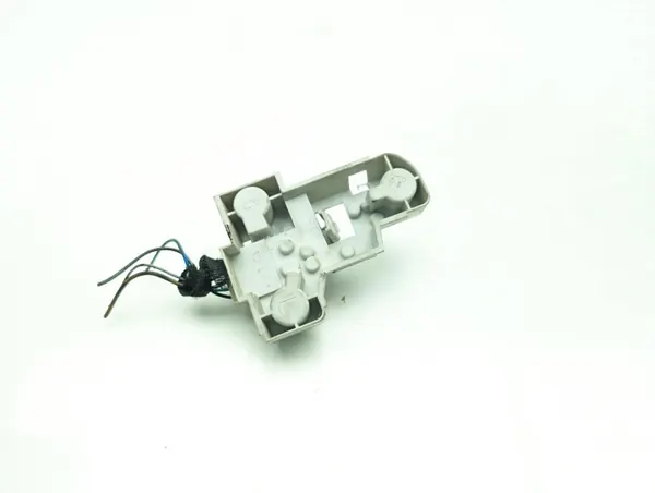 BMW OEM 6928381 Bakljusfäste - Begagnad image 4
